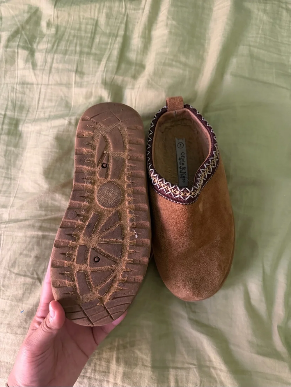 N/A comfortable tan